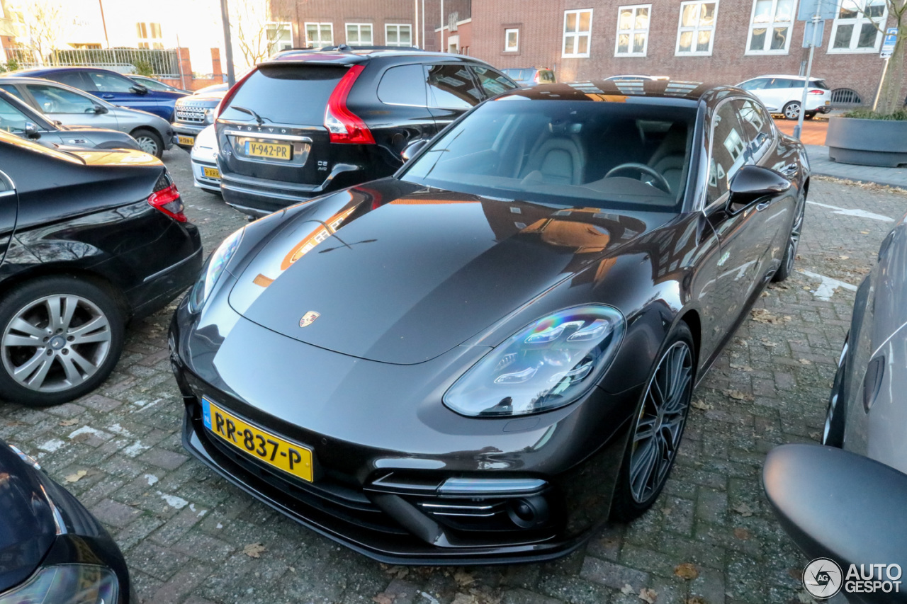 Porsche 971 Panamera Turbo S E-Hybrid Executive