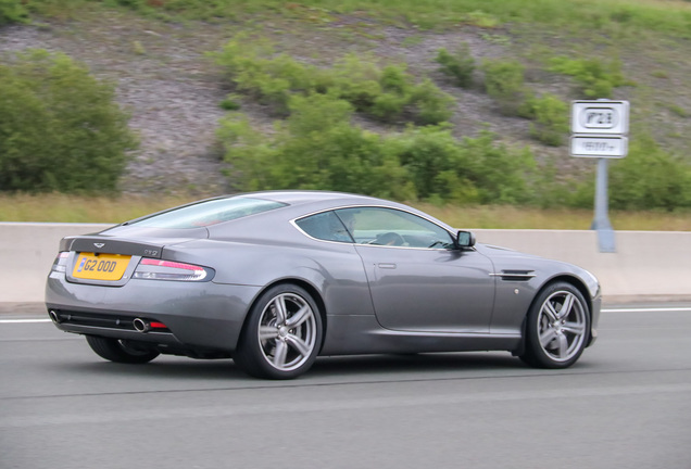 Aston Martin DB9