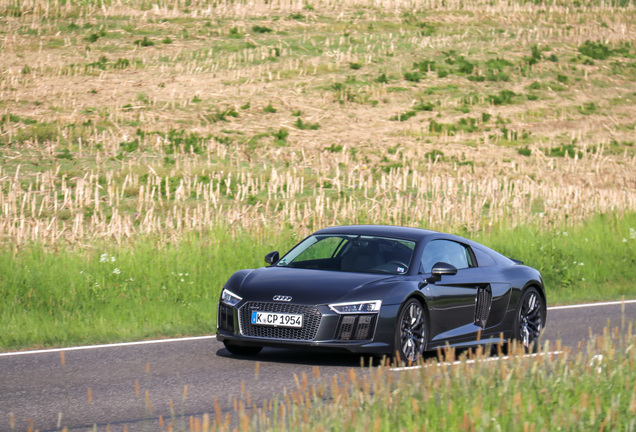 Audi R8 V10 2015