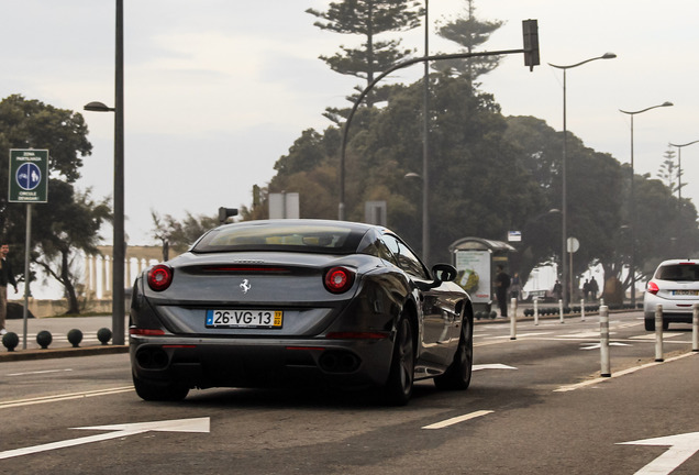 Ferrari California T