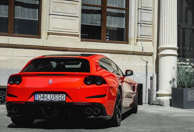 Ferrari GTC4Lusso