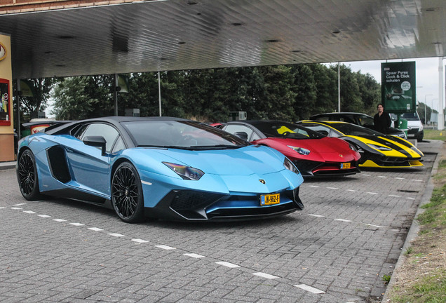 Lamborghini Aventador LP750-4 SuperVeloce Roadster