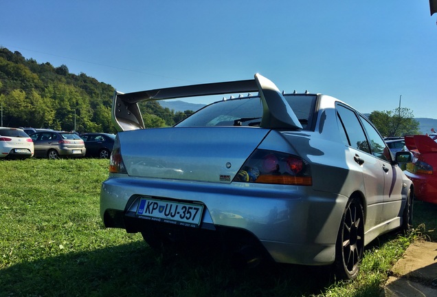 Mitsubishi Lancer Evolution IX