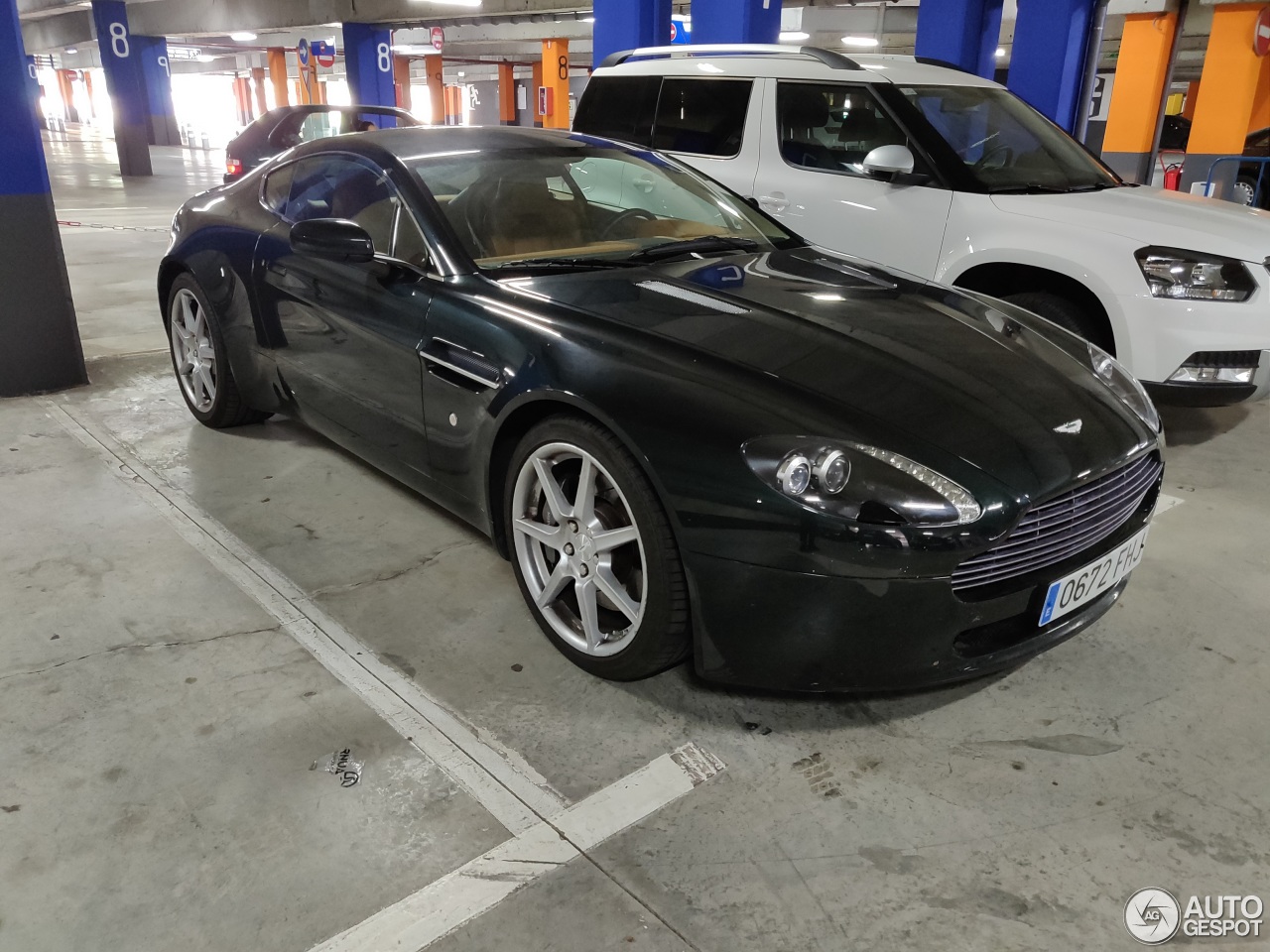 Aston Martin V8 Vantage