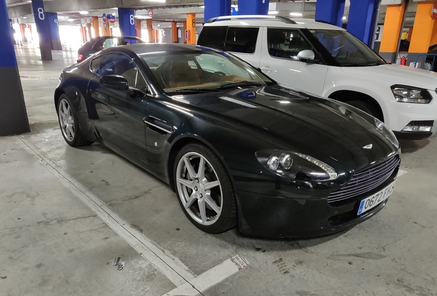 Aston Martin V8 Vantage