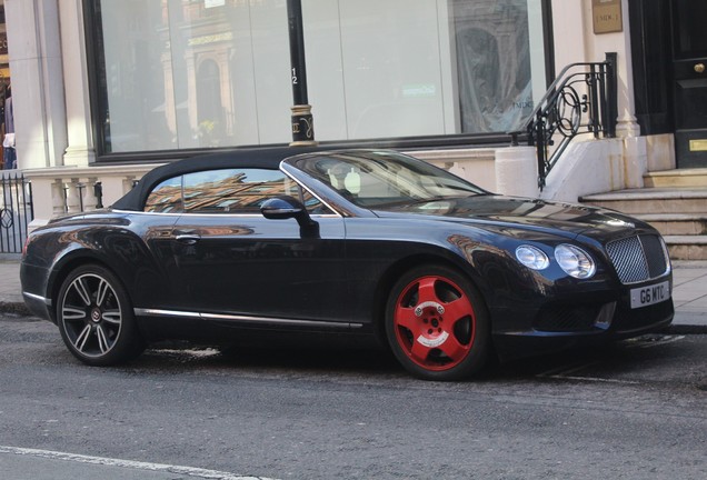 Bentley Continental GTC V8