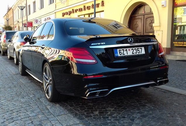 Mercedes-AMG E 63 S W213