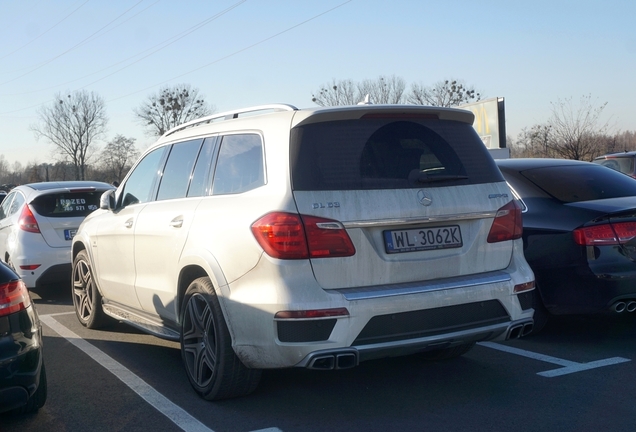 Mercedes-Benz GL 63 AMG X166