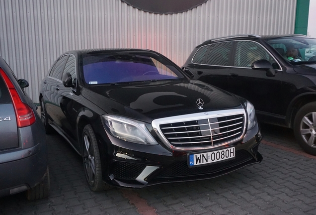 Mercedes-Benz S 63 AMG V222