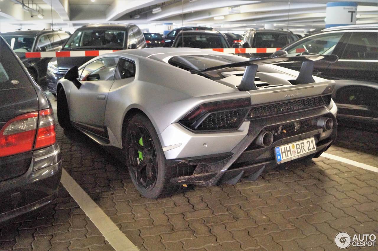 Lamborghini Huracán LP640-4 Performante