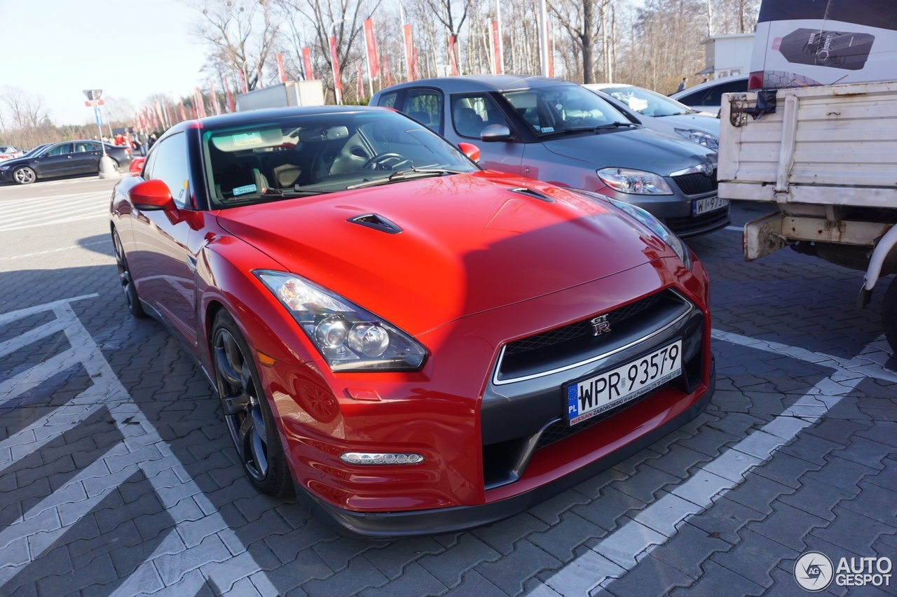 Nissan GT-R 2011