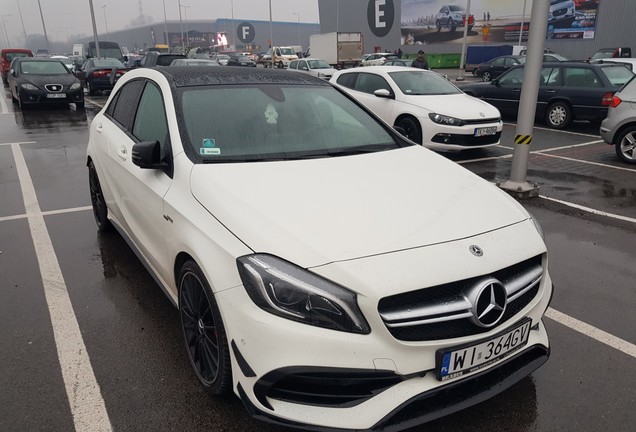 Mercedes-AMG A 45 W176 2015