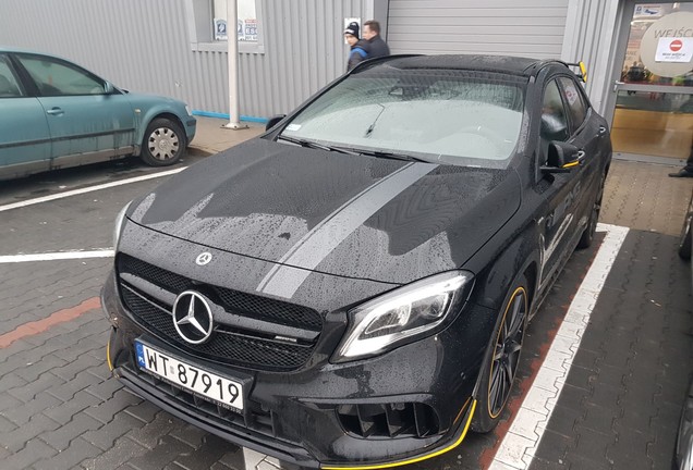 Mercedes-AMG GLA 45 X156 Yellow Night Edition