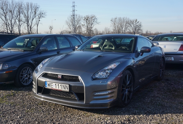 Nissan GT-R 2013