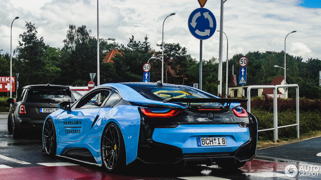 BMW i8