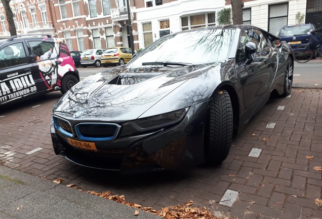 BMW i8