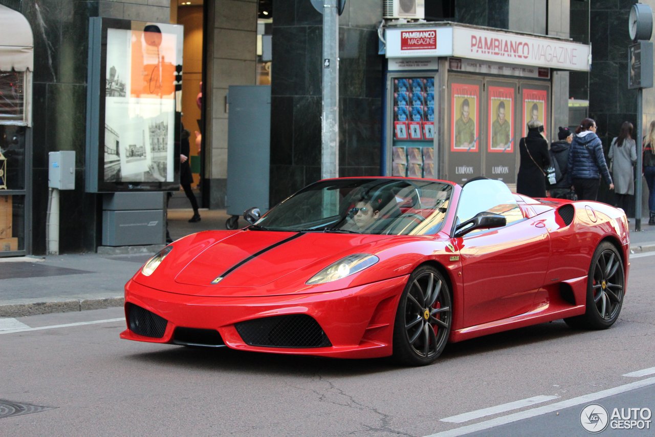 Ferrari Scuderia Spider 16M