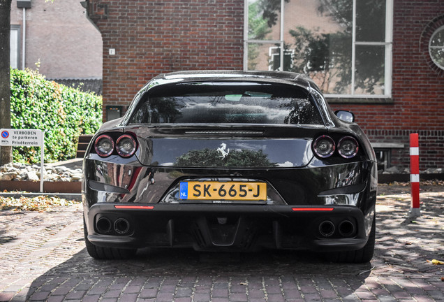 Ferrari GTC4Lusso