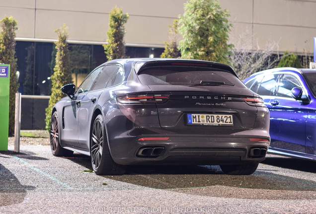 Porsche 971 Panamera Turbo Sport Turismo