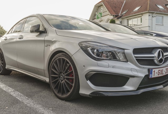 Mercedes-Benz CLA 45 AMG C117