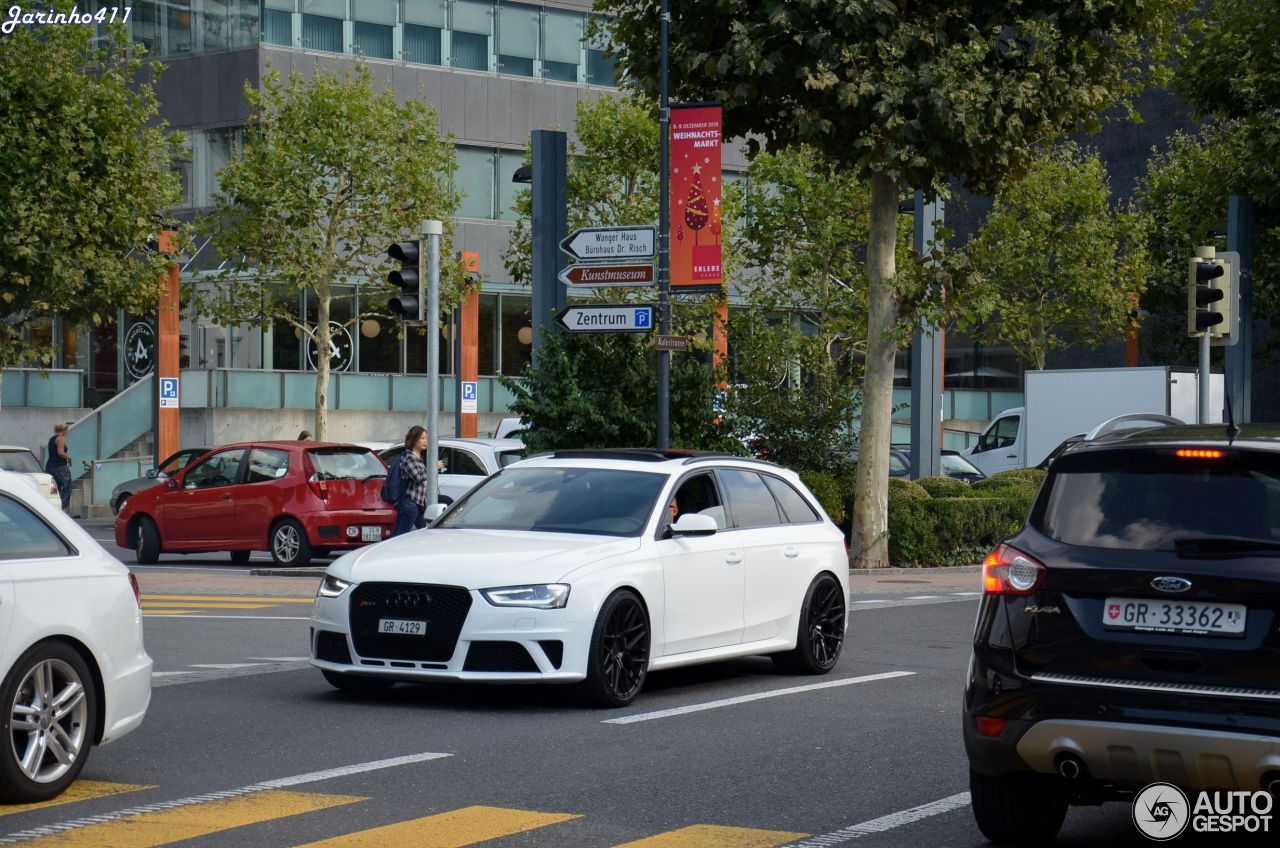 Audi RS4 Avant B8