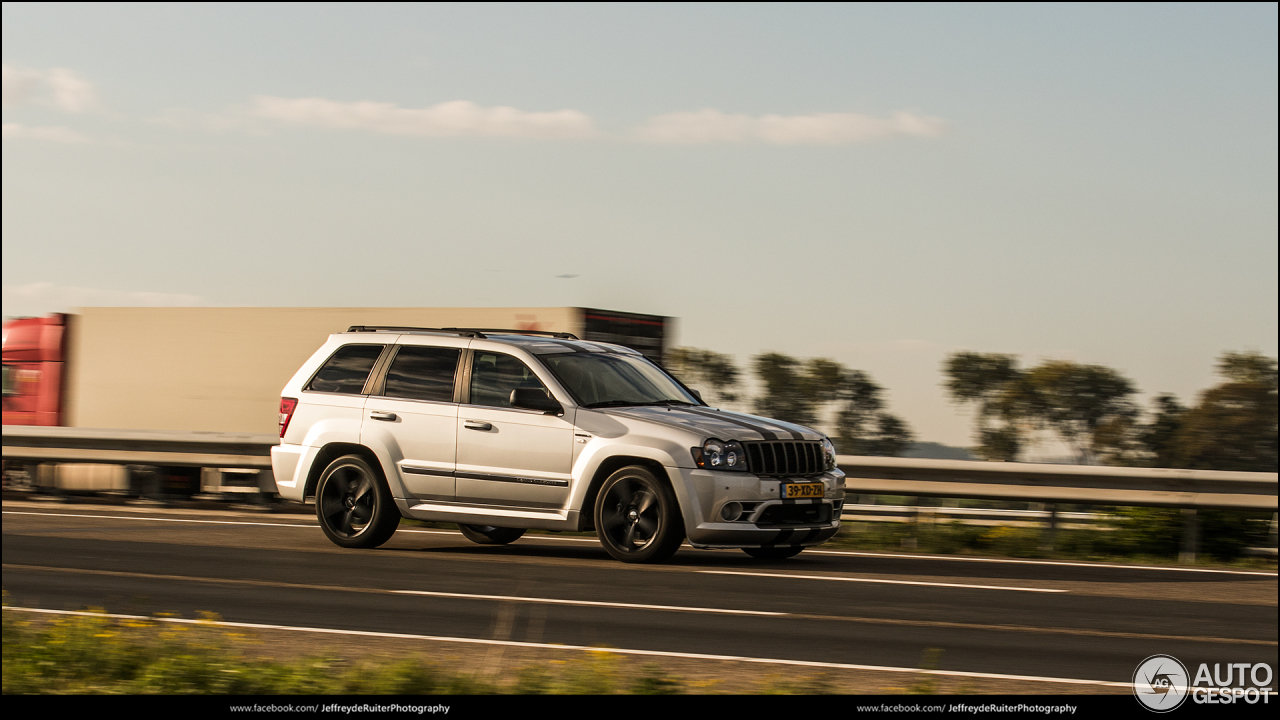 Jeep Grand Cherokee SRT-8 2005