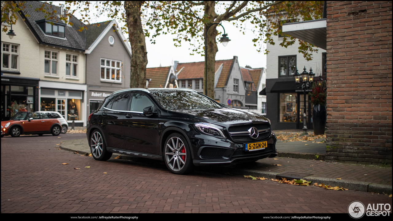 Mercedes-Benz GLA 45 AMG X156