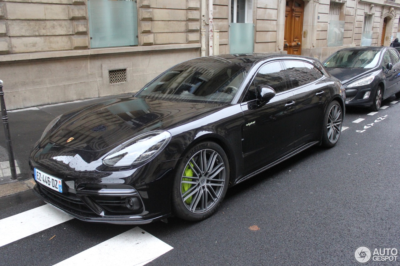 Porsche 971 Panamera Turbo S E-Hybrid Sport Turismo