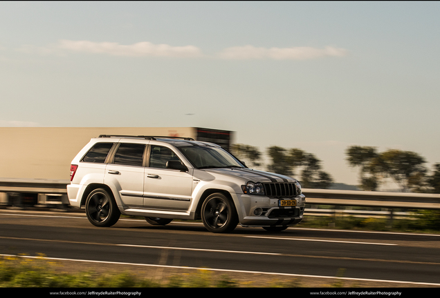 Jeep Grand Cherokee SRT-8 2005