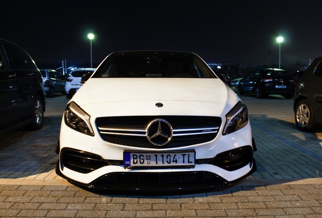 Mercedes-AMG A 45 W176 2015