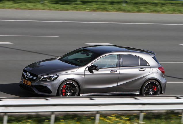 Mercedes-AMG A 45 W176 2015