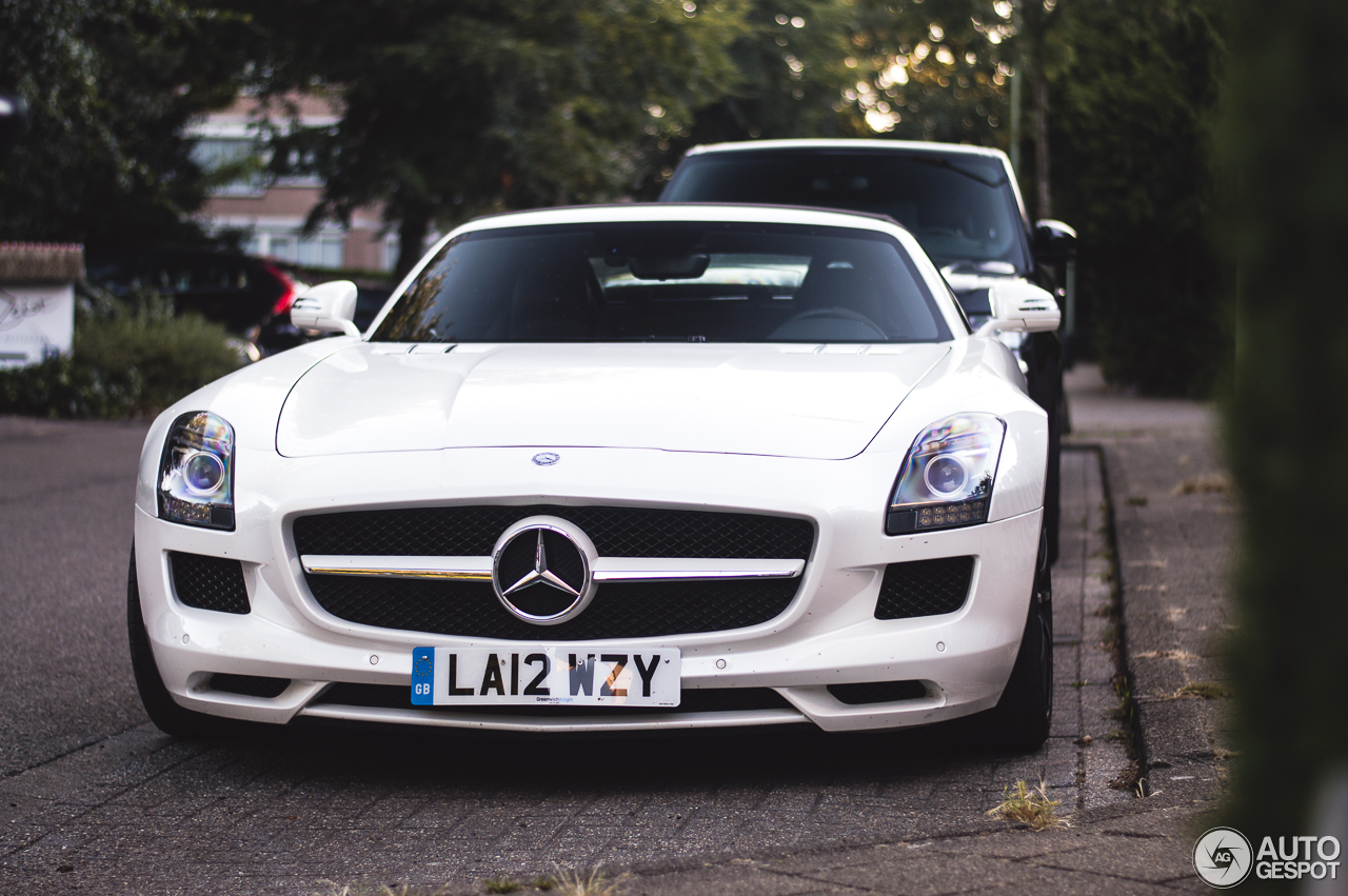 Mercedes-Benz SLS AMG Roadster