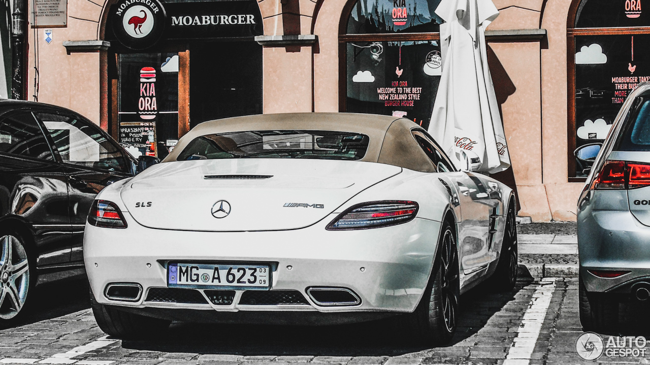 Mercedes-Benz SLS AMG Roadster