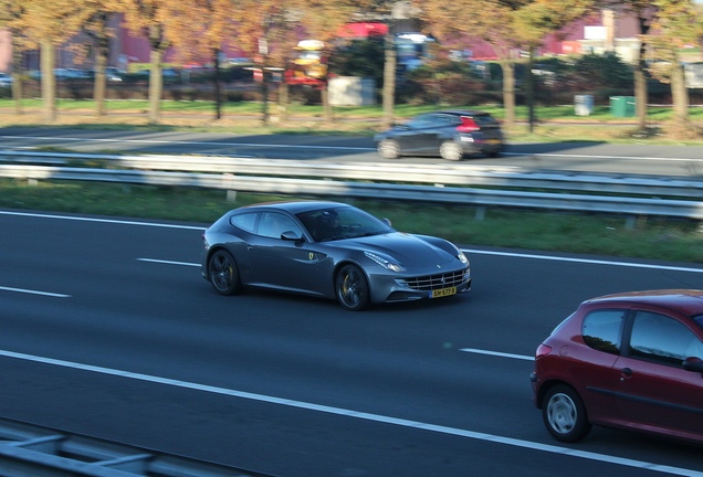 Ferrari FF