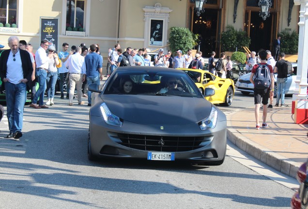 Ferrari FF