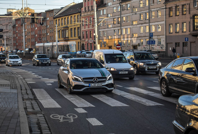 Mercedes-AMG A 45 W176 Petronas 2015 World Champions Edition