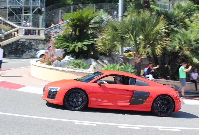 Audi R8 V10 Plus 2015