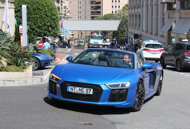 Audi R8 V10 Spyder 2016