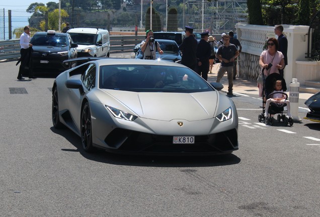 Lamborghini Huracán LP640-4 Performante