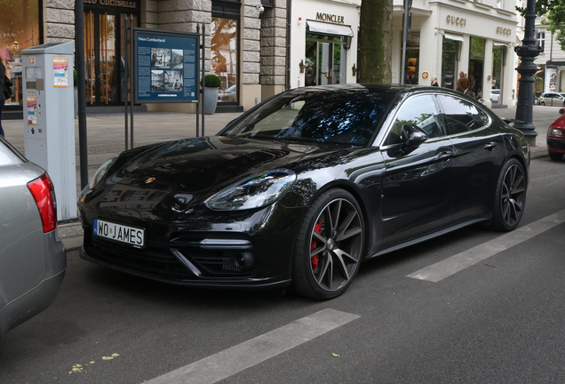 Porsche 971 Panamera Turbo