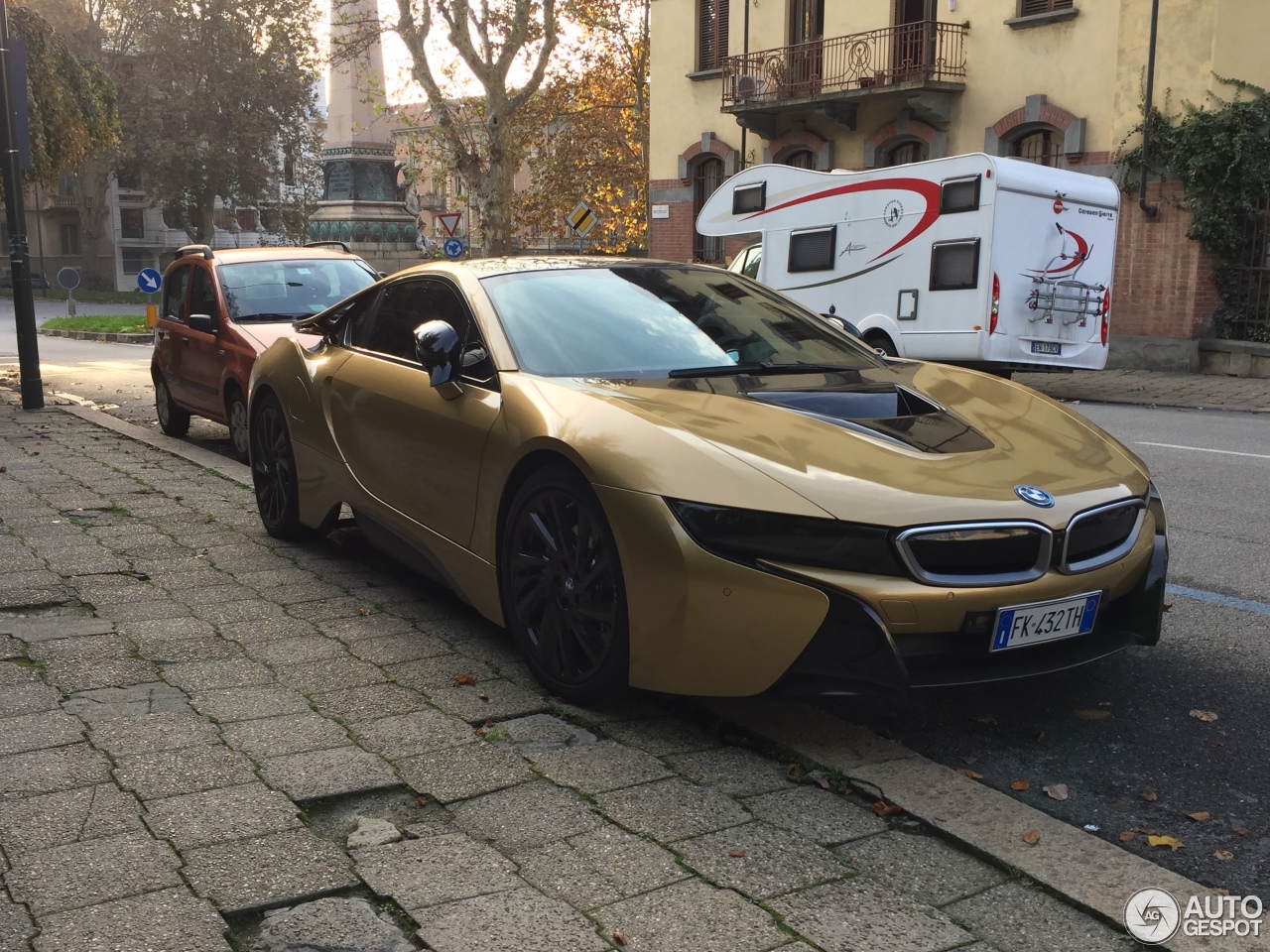 BMW i8