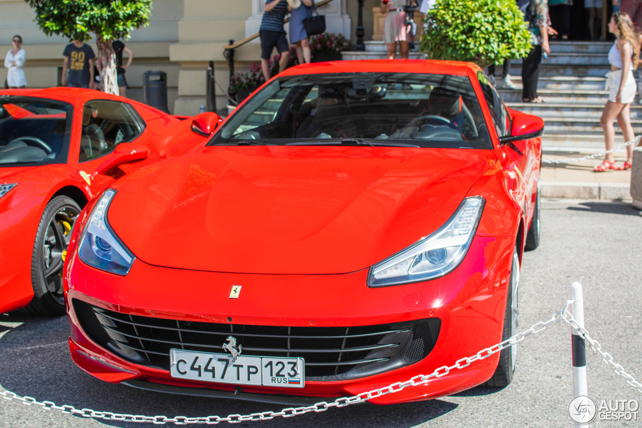 Ferrari GTC4Lusso