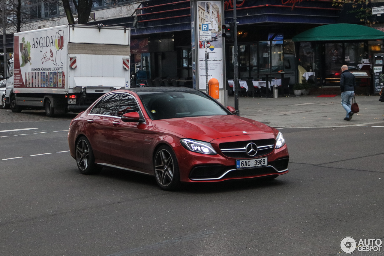 Mercedes-AMG C 63 S W205