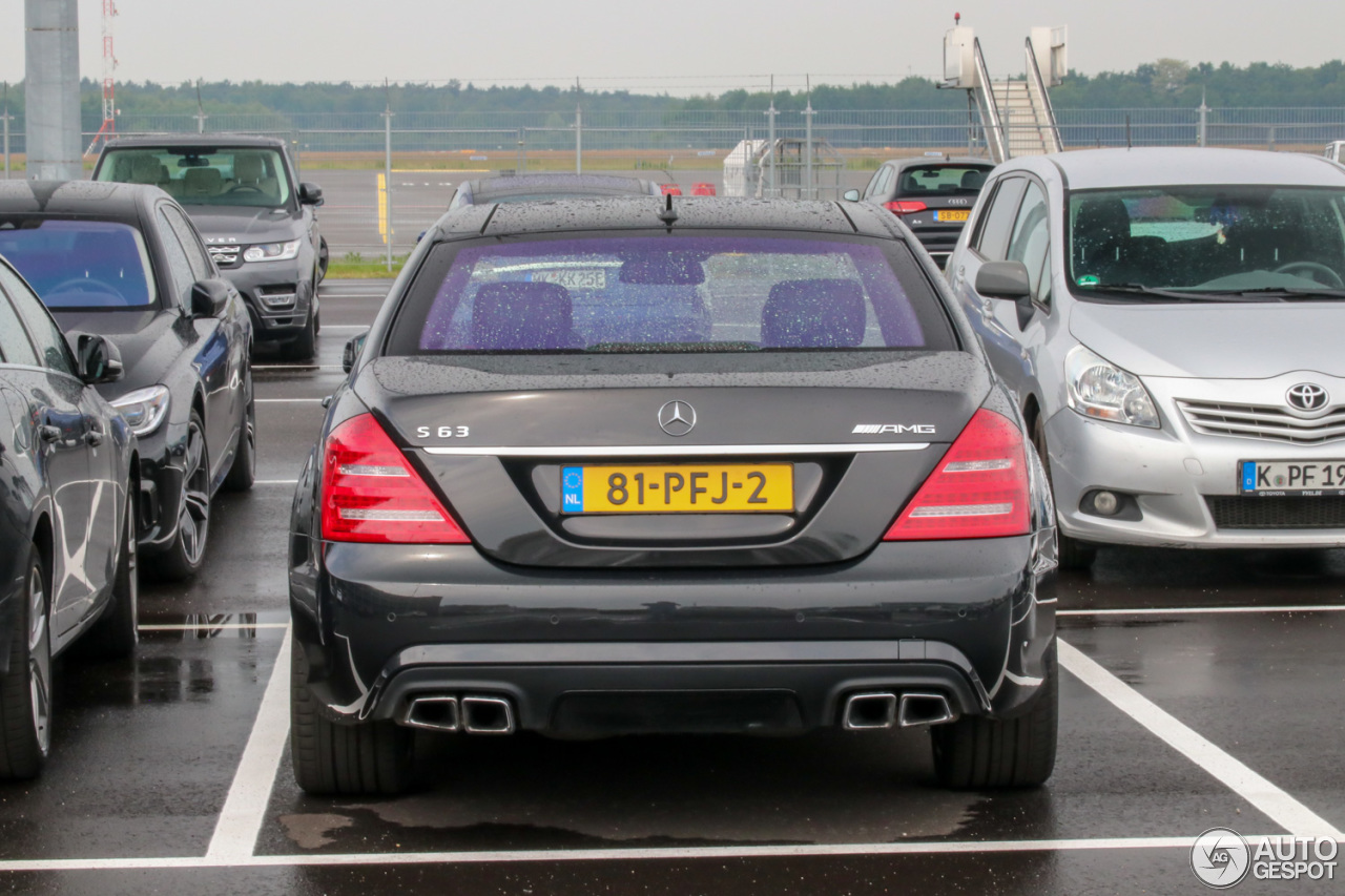 Mercedes-Benz S 63 AMG W221 2011