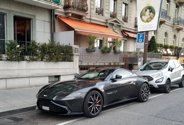 Aston Martin V8 Vantage 2018