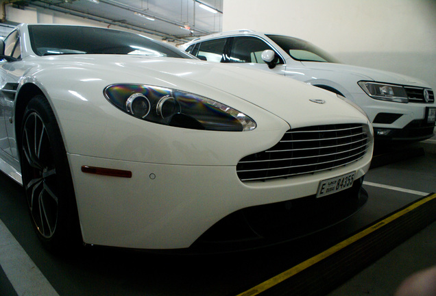 Aston Martin V8 Vantage S