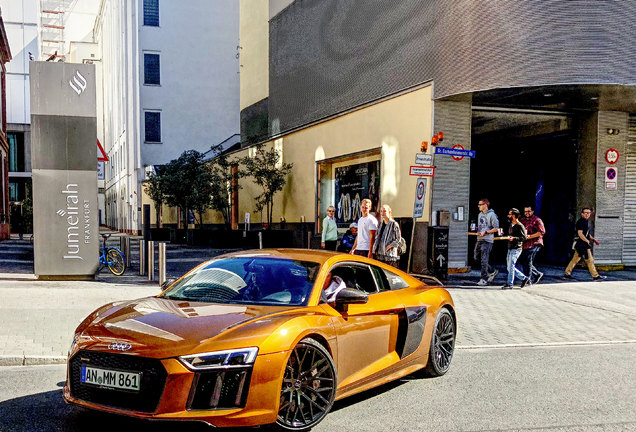 Audi R8 V10 Plus 2015