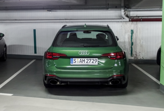 Audi RS4 Avant B9