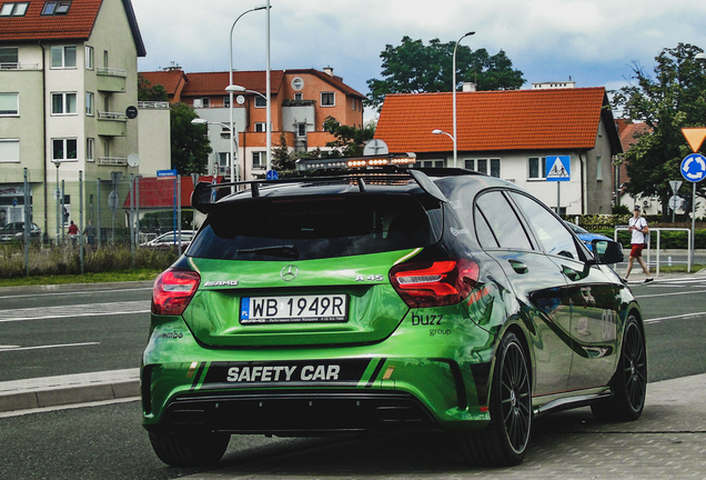 Mercedes-AMG A 45 W176 2015