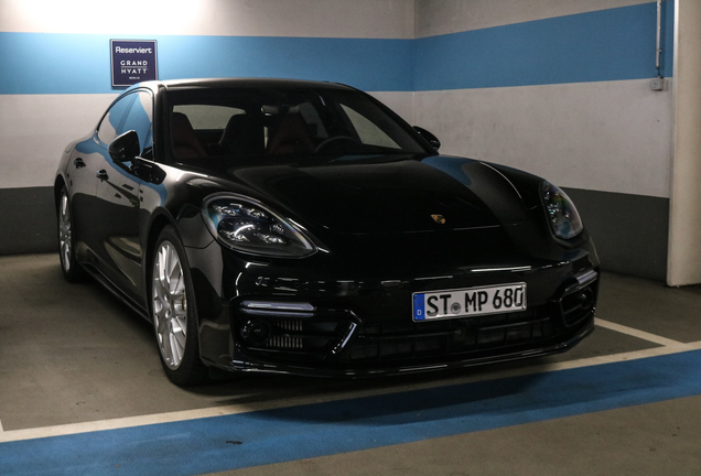 Porsche 971 Panamera Turbo S E-Hybrid